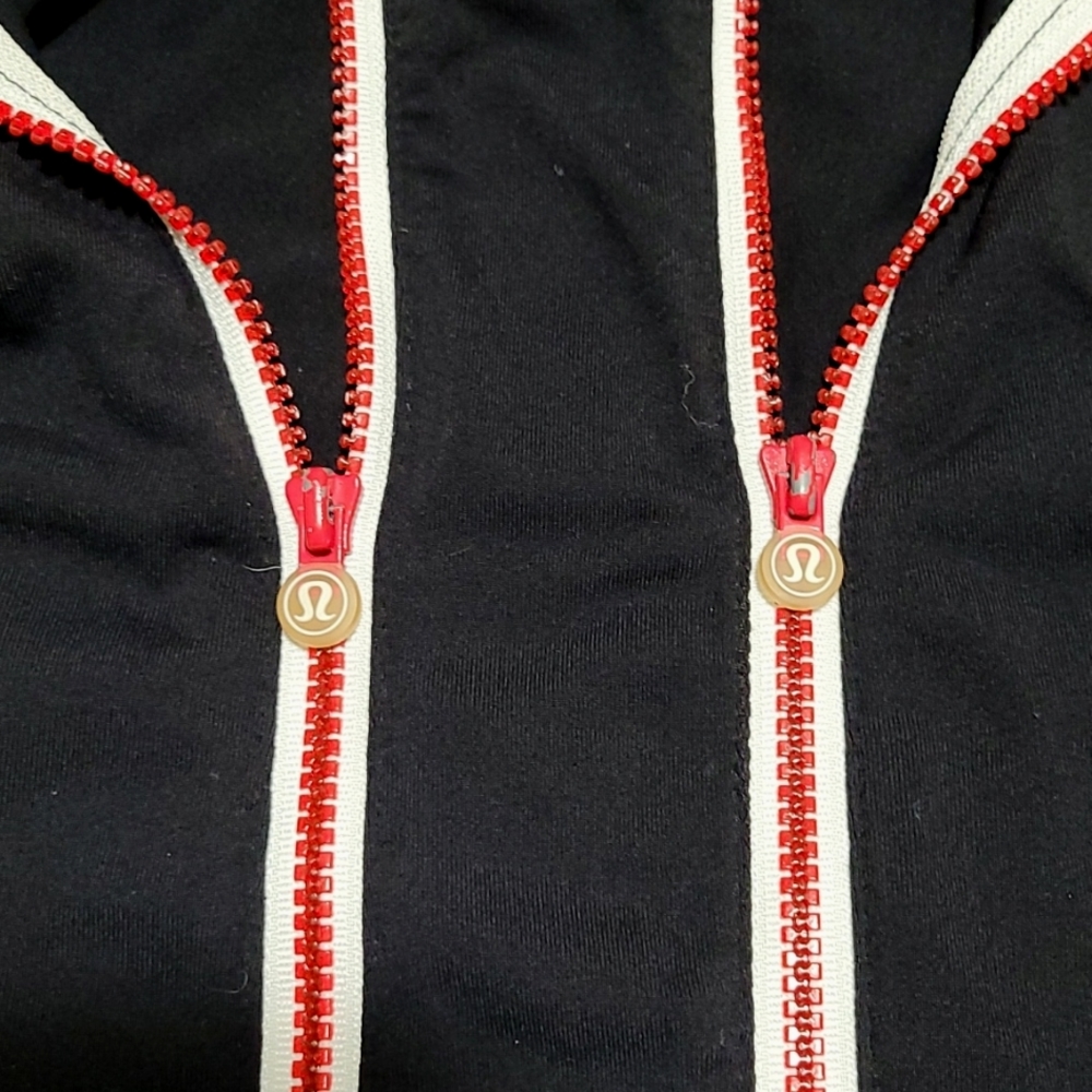 Size adjustable-Lululemon black Hoodie Jacket w/ Double Front Zippers - Picture 9 of 9